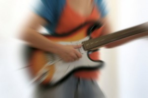 female guitarist