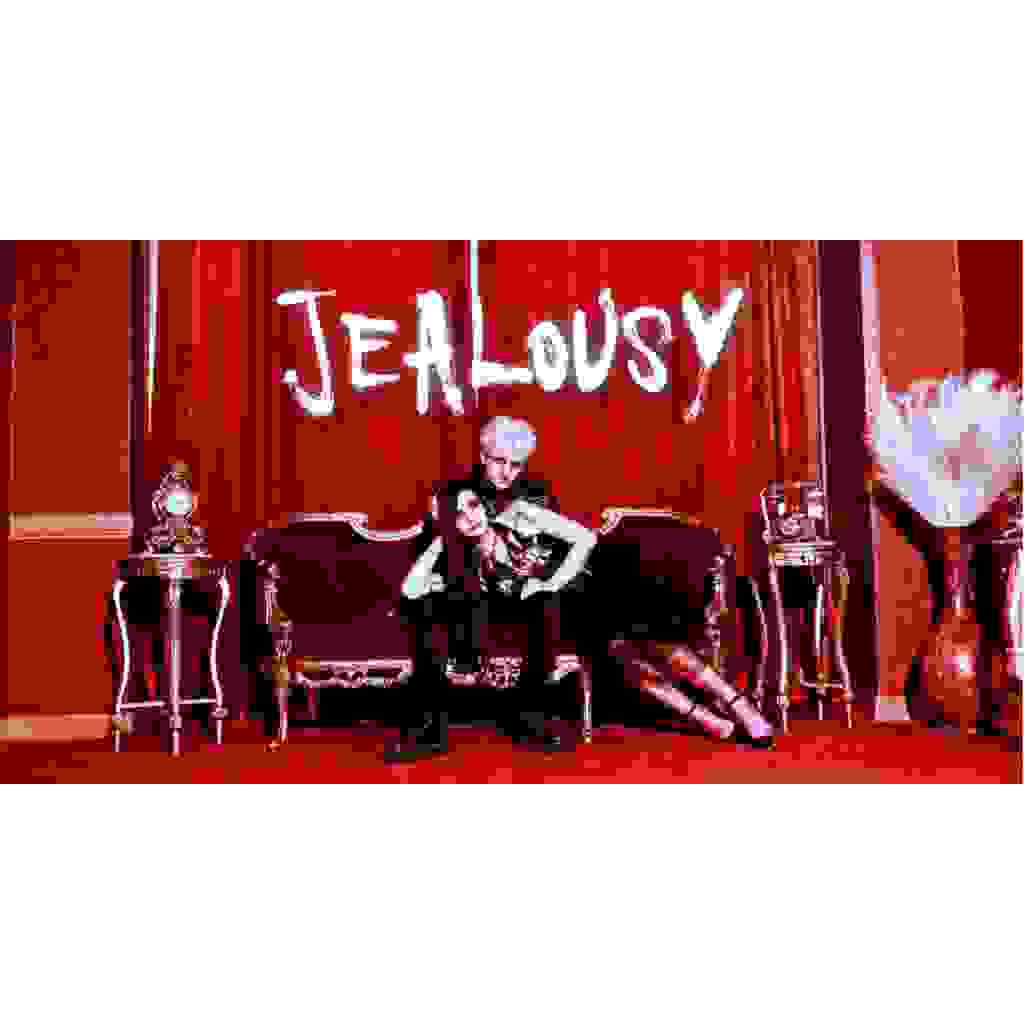 Love Ghost ci porta nel cuore della fragilità con il nuovo singolo 'Jealousy' (Recensione)